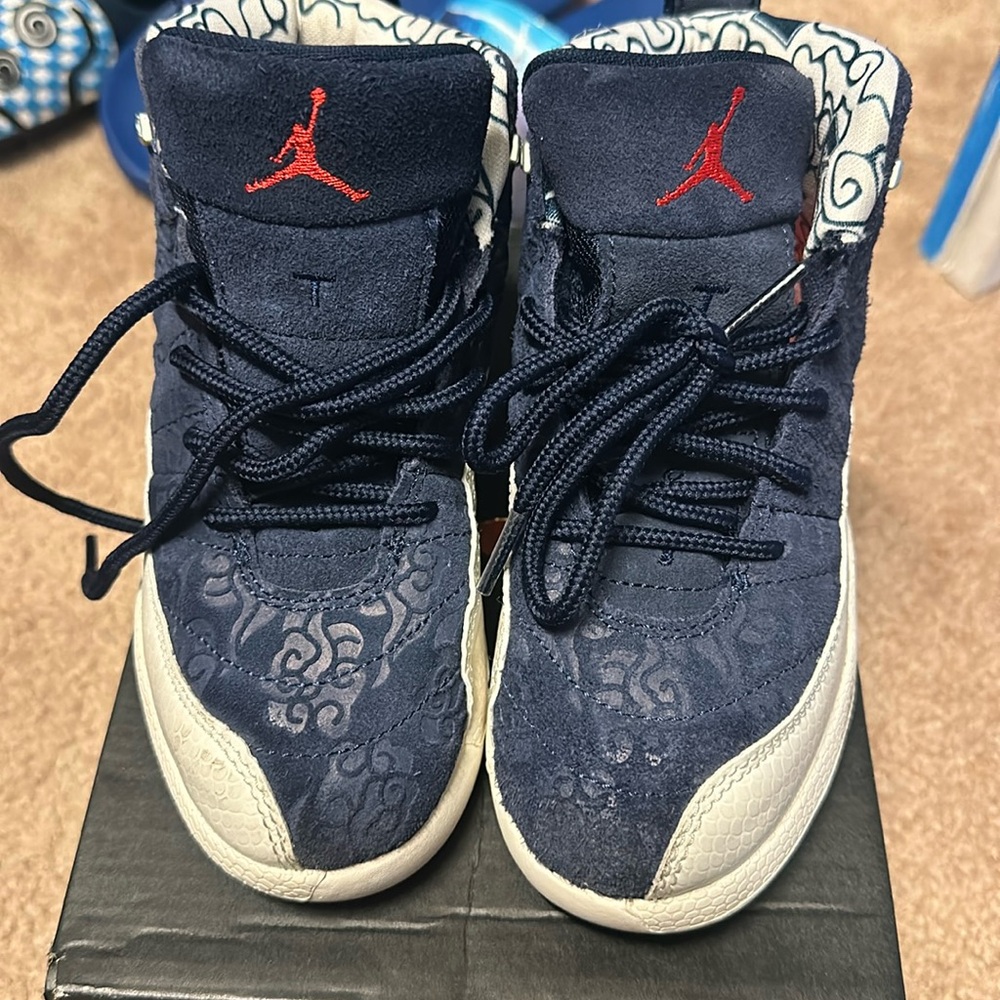 Jordans (11c PS)
